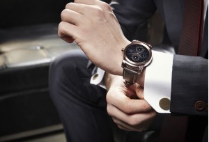 LG Watch Urbane: Runde Smartwatch mit elegantem Edelstahlgehäuse