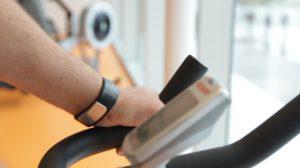 Salu Pulse +: smartes Armband soll die Apple Watch mit einem Blutdruckmesser ausstatten