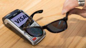 Visa plant eine smarte Sonnenbrille zum kontaktlosen Bezahlen