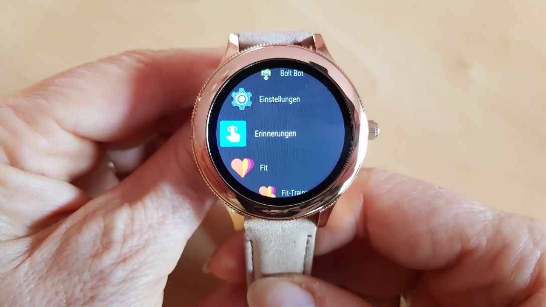 App Menü Fossil Q Venture Smartwatch