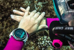 Suunto kündigt die D5 als neue Fitness Uhr für Taucher an