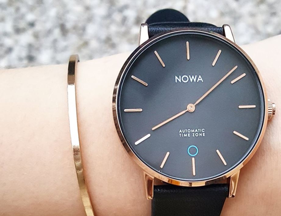 Nowa Shaper Hybrid Smartwatch Detailansicht Ziffernblatt