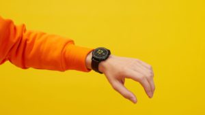 Realme Watch S: Preiswerte Smartwatch in vertrautem Design