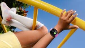 Fitbit Ace LTE: Erste GPS Kinder Smartwatch des Herstellers